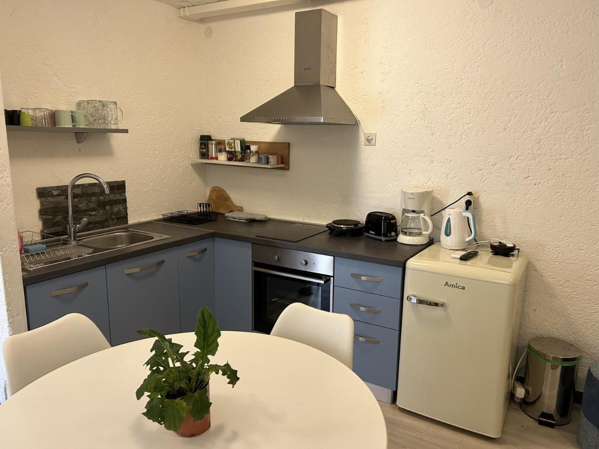 Peaceful Apartment With Patio Rovinj Exterior photo
